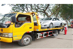 乌当附近24小时汽车拖车服务热线