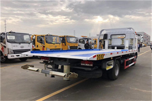 乌当汽车救援补胎